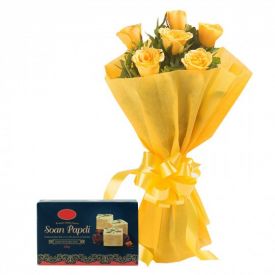 Bunch of 10 Yellow Roses with 1/2  Kg  Soan Papdi