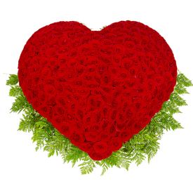 Heart Shape Red Roses