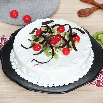 Kiwi Cherry  Vanilla  cake