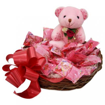 Teddy Is Scrumdeliou